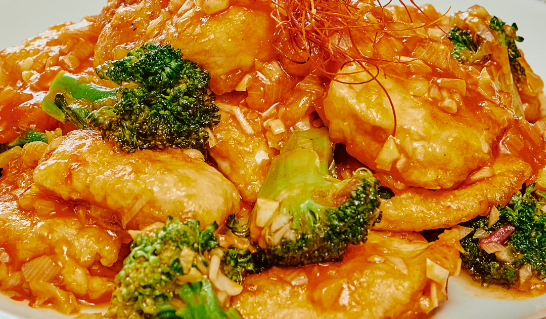 ブロンズ　鶏　エッグ　器　料理 240409_エビチリ風_正方形-